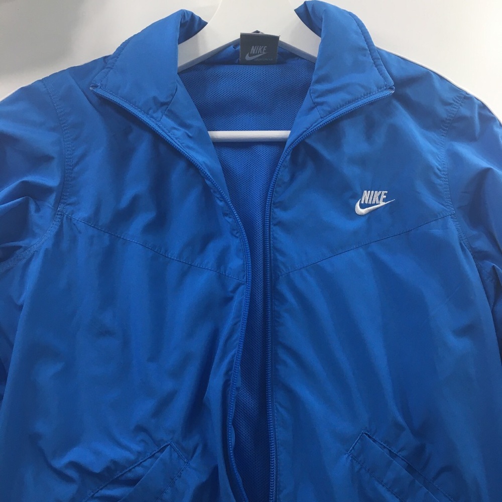 🌀 nike windbreaker